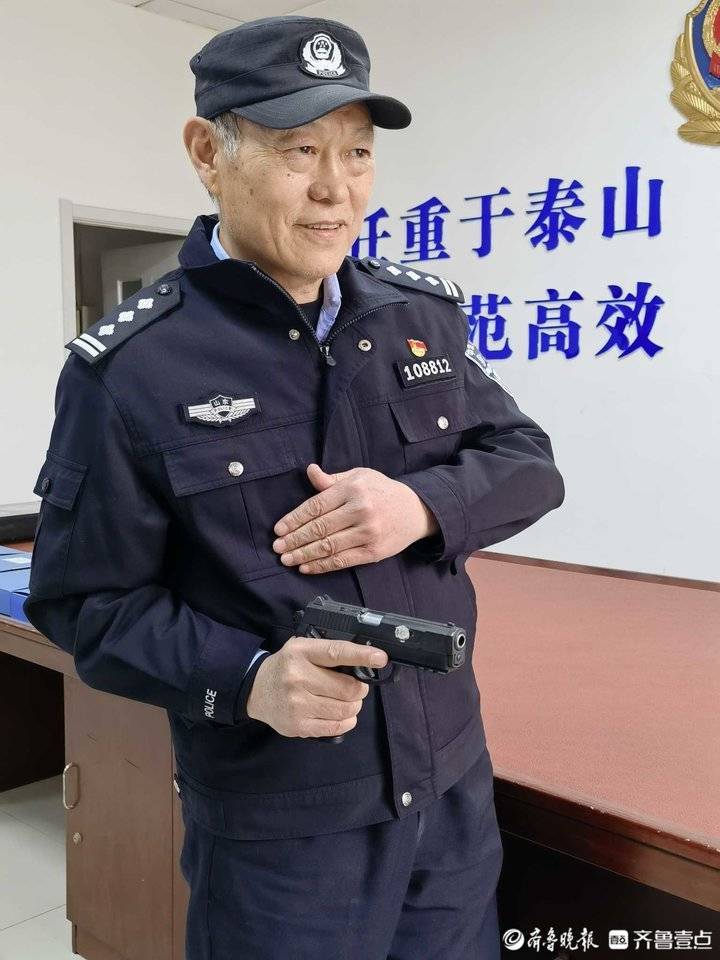 “枪王之王”狙击手教官刘惠甫：一生与枪结缘