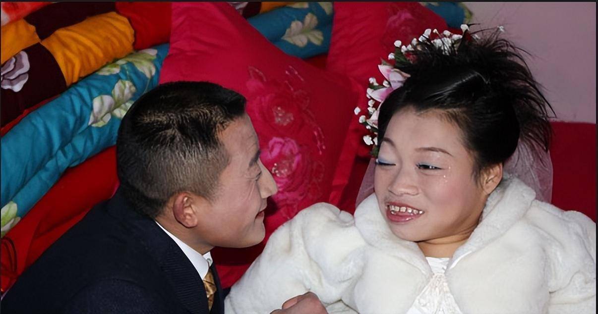 体重仅45斤的她,不顾众人劝阻执意生子,如今后悔了吗_胡陆_身体_段能