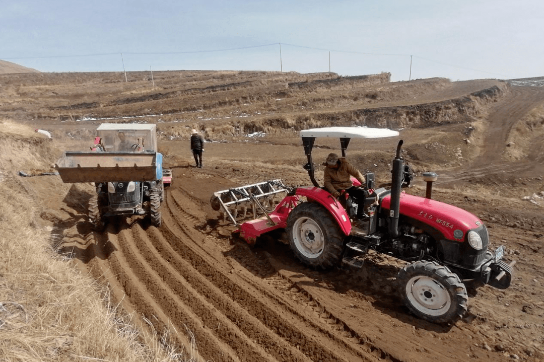 上营乡:用好"气死牛"春耕生产不用愁_机械化_邓昌村_农机具