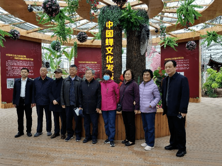 故城县组织部分在京回乡老将军参观全县文化,城市建设及和美乡村建设