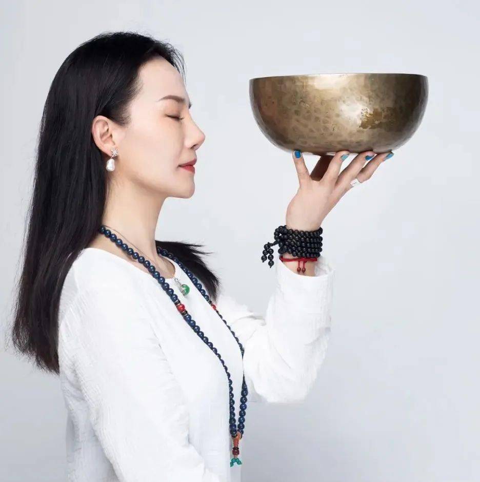 瑜伽盛典导师周晓湖南卫视御用瑜伽导师全国十佳瑜伽教练古法经络瑜伽