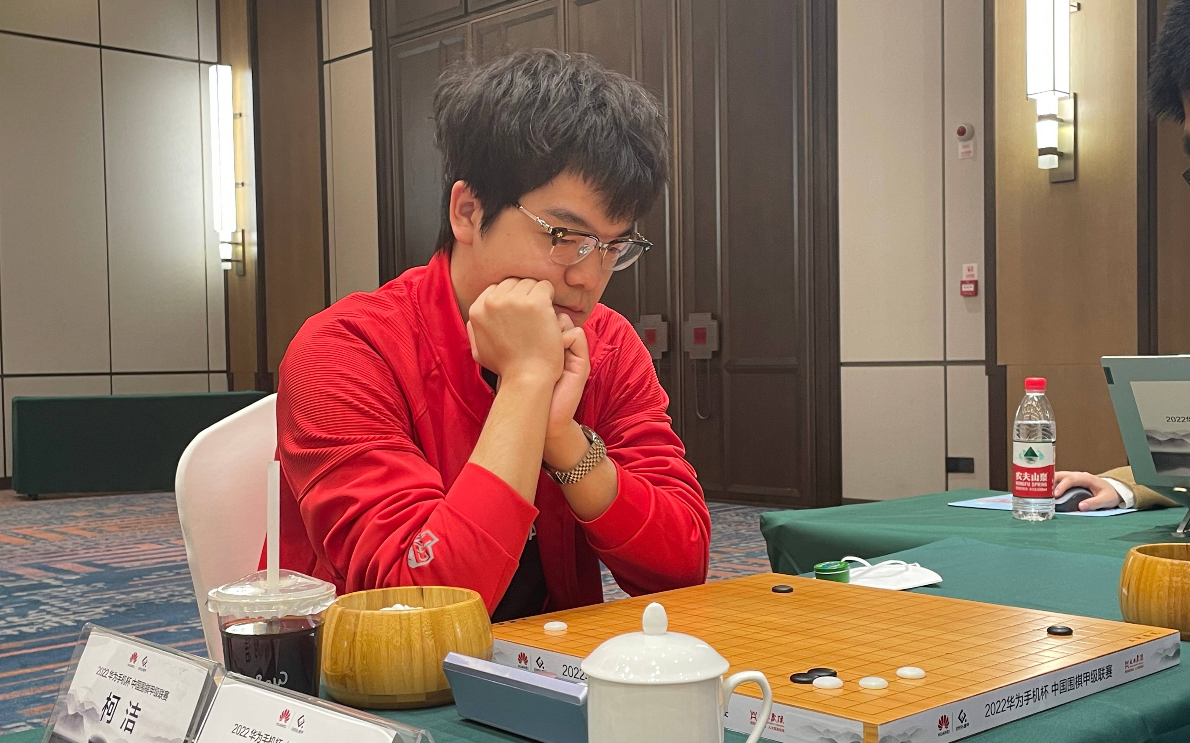 中国职业棋手等级分,柯洁九段凭借在梦百合预选赛和名人战中的一波8