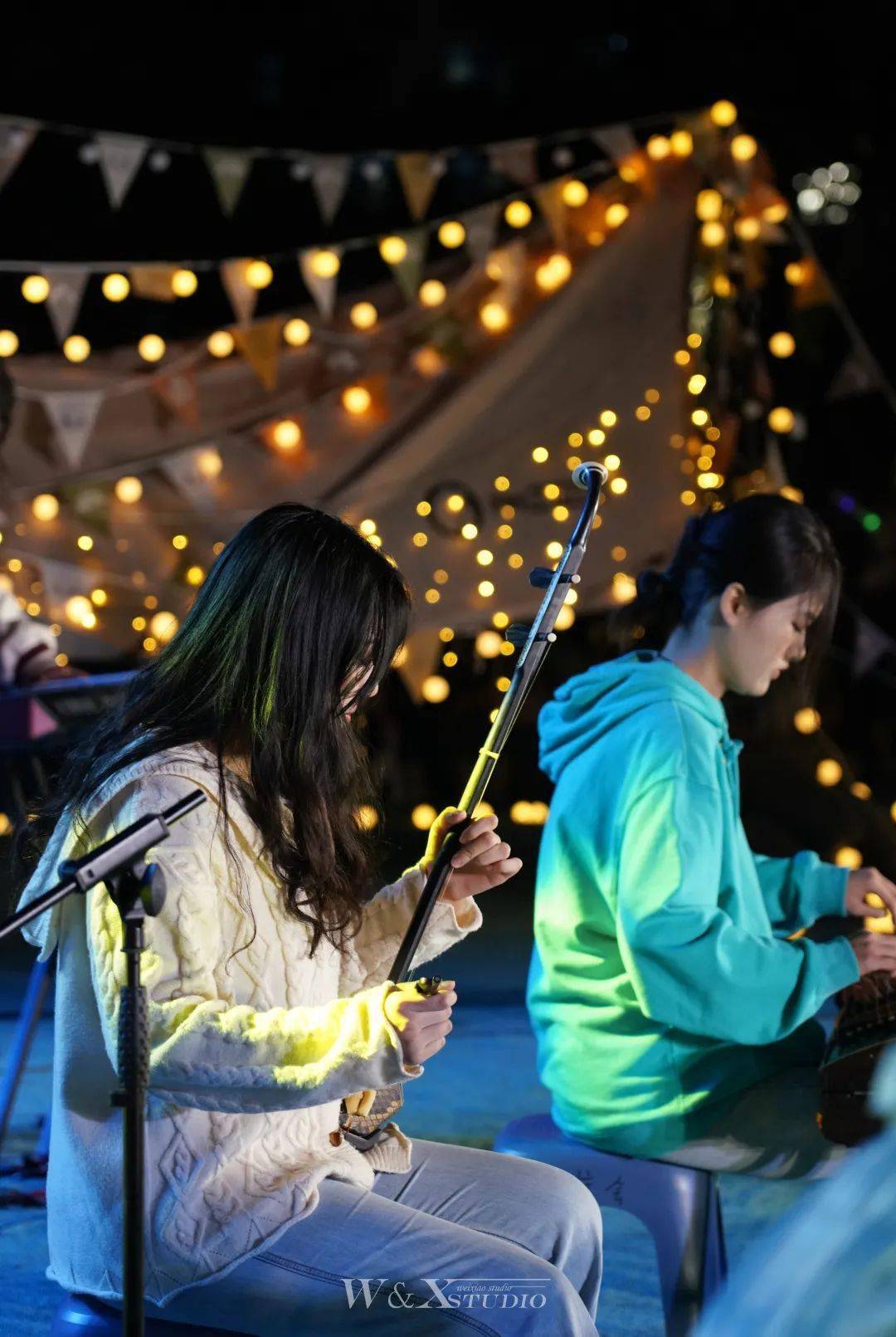 现场直击!草坪音乐节就是这么燃!_景艺_微晓_石瑾瑾