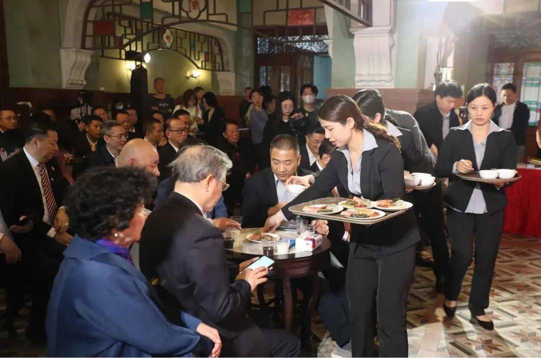 潮菜传乡情,海外华人华侨相聚汕头大厦品"家乡味道"_活动_美食_潮汕