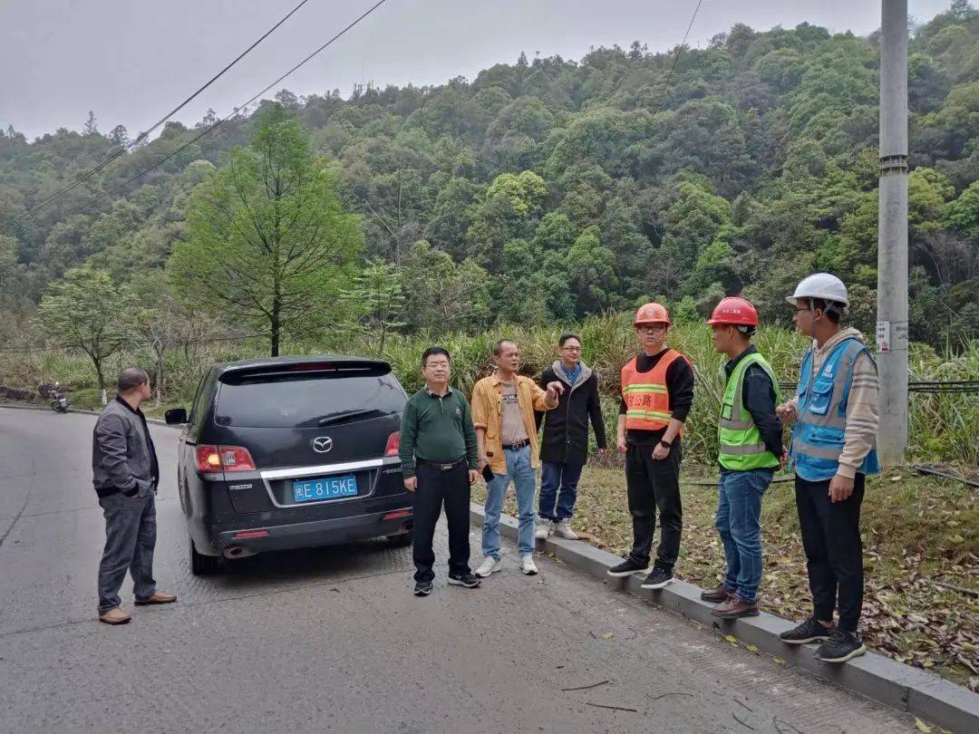 黄伟民副主任一行深入南靖县书洋路段指导查看s318线书洋镇区-永定