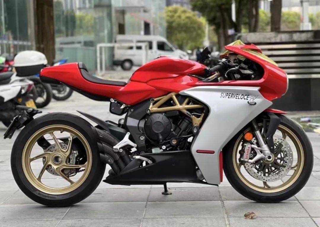 转让| 2022年上牌一手奥古斯塔sv800_搜狐汽车_搜狐网