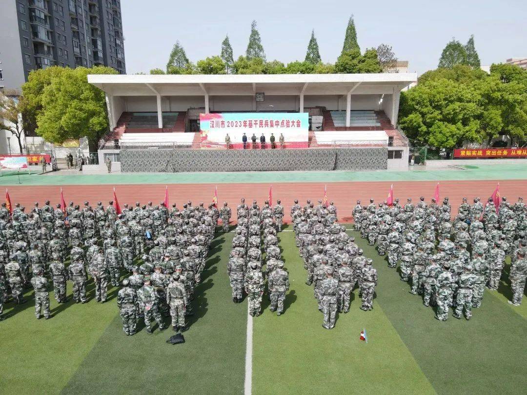 孝感军分区机关深入基层帮带指导民兵整组工作——机关齐上阵,整组