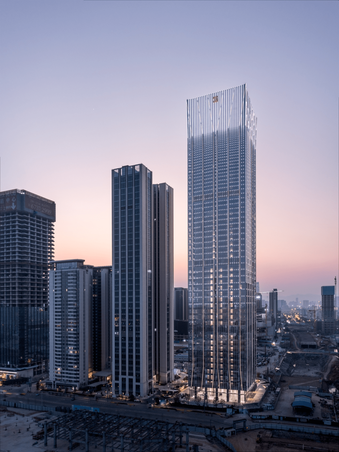 理事长单位动态 | 巫家坝cbd首栋国际超甲级品质写字楼入市,昆明中海