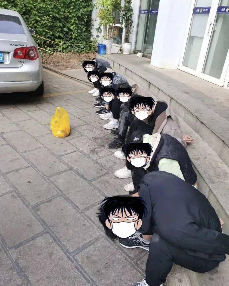 "仙人跳"跳不出法网恢恢 盘龙公安8小时抓获跨境犯罪团伙_陷阱_嫌疑人