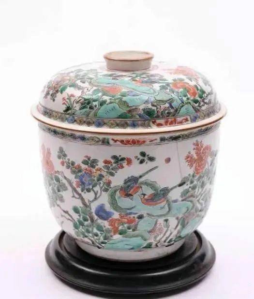 沈伟:浅谈明清瓷器收藏的切入点_康熙一_绘画_鉴赏