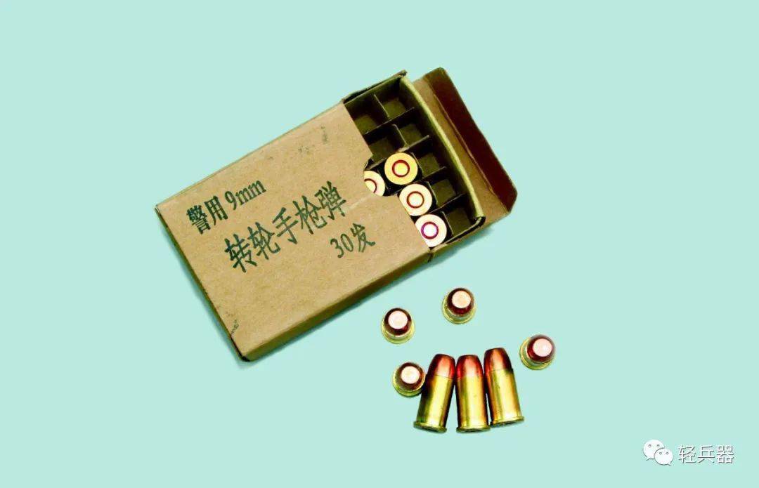 为什么转轮手枪威力小却曾经却成为了主流警用枪械,原来是因为.