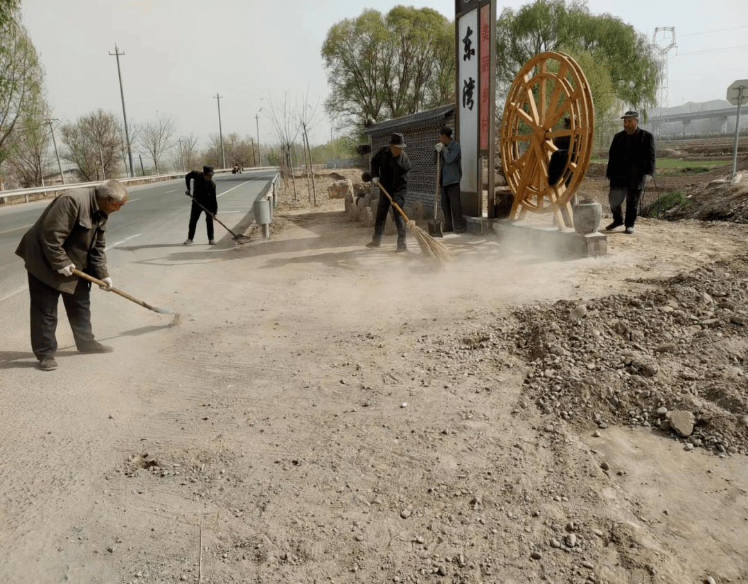 东湾镇"三抓三促"助整治 人居环境亮新颜