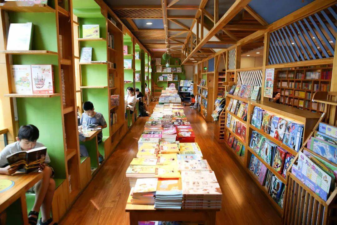 泉城路新华书店40周年庆,来打卡,来互动,来阅读_报告厅_少儿_活动