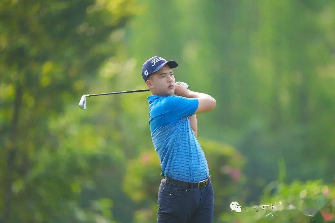 岁男子业余球手周彦含今天在广东省金立肇庆高尔夫俱乐部(男子6921码