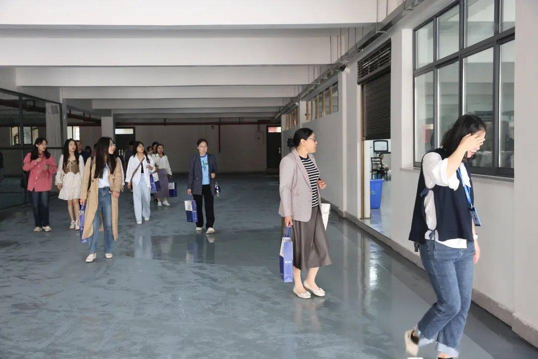 耒阳市2023年初中教学开放日在杜甫,广湘中学举行_课堂_活动_全市