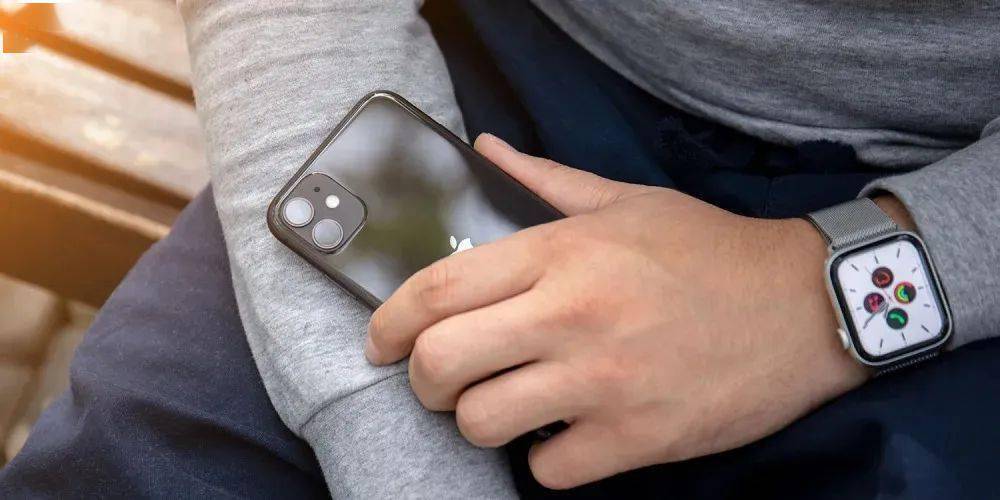 苹果新系统界面大改，比 iOS 更猛​！-苹果新系统大图标怎么调