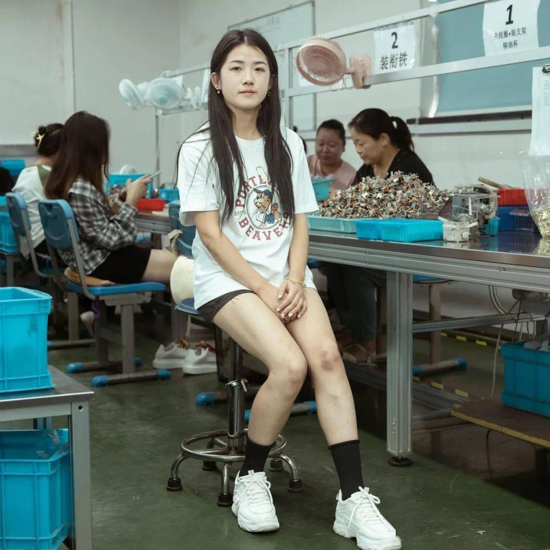 金菁《未来新城》吴建光《开发区远眺》高金龙《开发区全貌》陈柏林