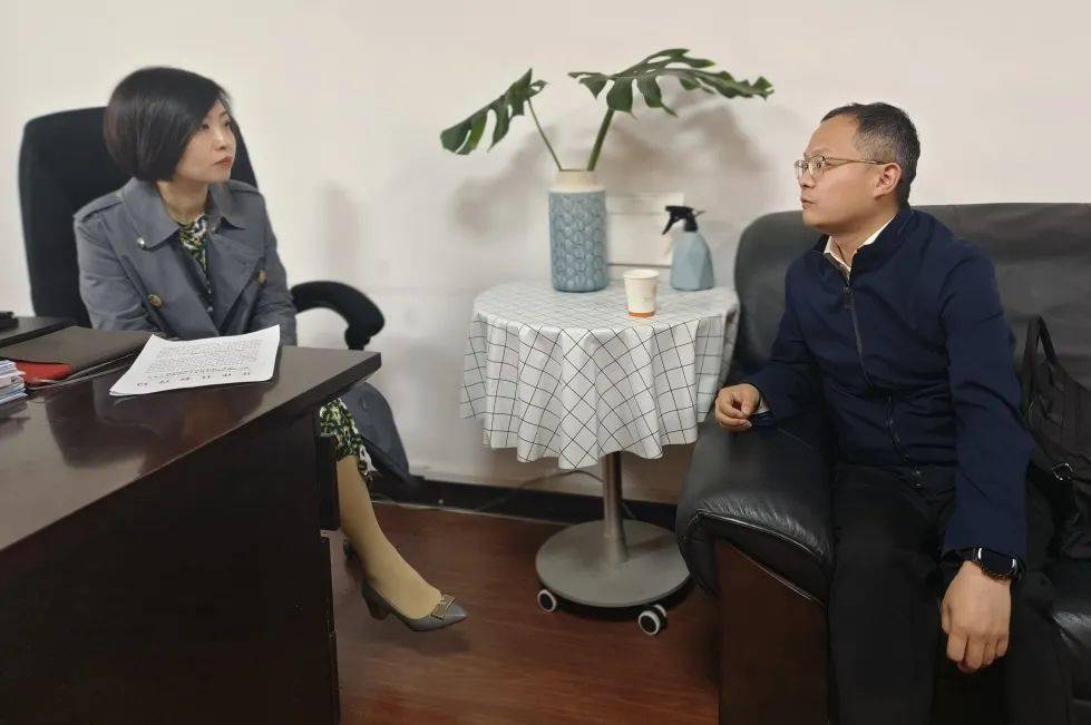 4月23日,县教育局党委书记,局长葛晓飞带队赴省厅对接"中本一体化"等