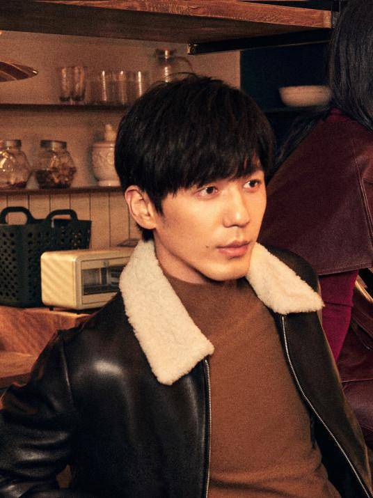 看《龙城》中的郑西决,心疼困在烂好人人设里的白宇_女友_姐姐_乔一成