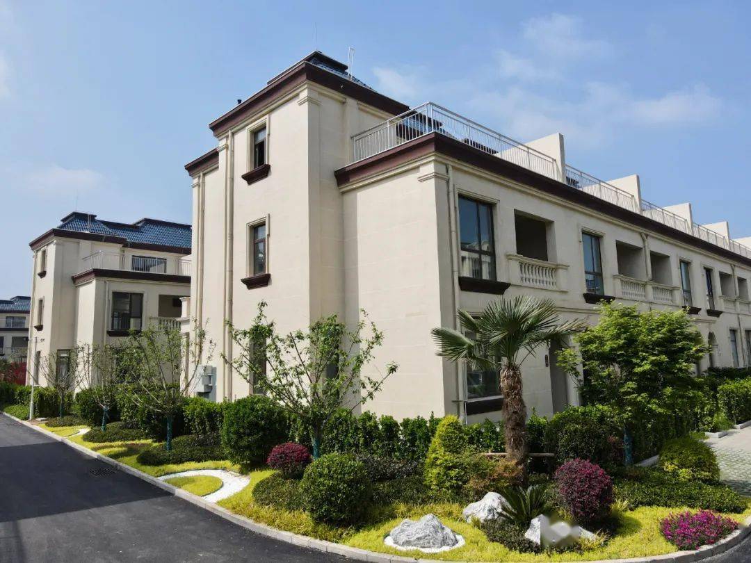 总价100多万菏泽市区三居室城郊现房大别墅您选哪一个