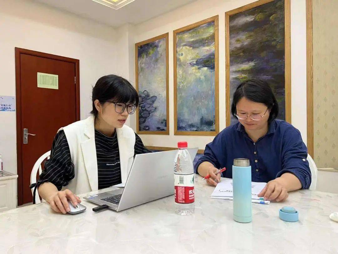 spring时光匆匆,陈老师的谆谆教导充盈着书吧,老师们