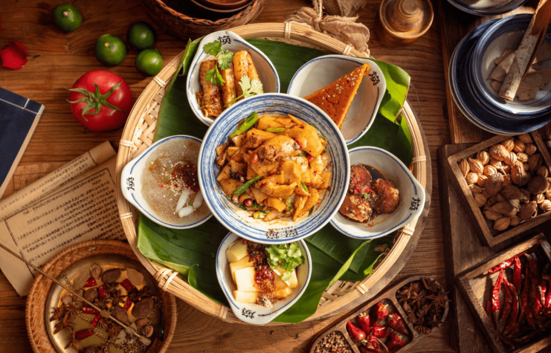 茶马花街最期待的新店!吃过都不想让太多人知道…_西山_米线_滇池