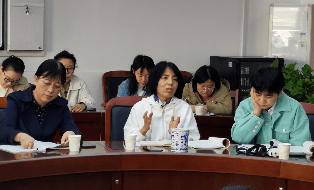 实验中学贾丽娜老师在教学设计中突出了任务型阅读的特点,通过不同的