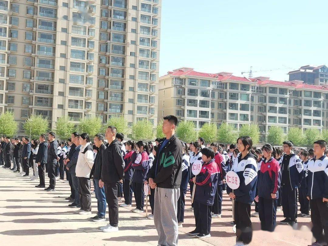 临洮县文峰中学开展防震减灾应急疏散演练活动_警报_师生_重点