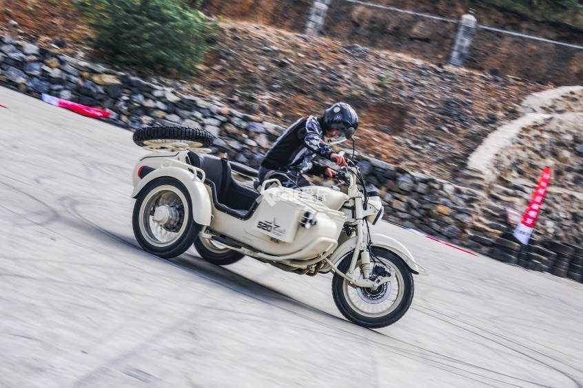 好骑才是硬道理 试驾鑫源双缸边三轮-龙卷风520_搜狐汽车_搜狐网