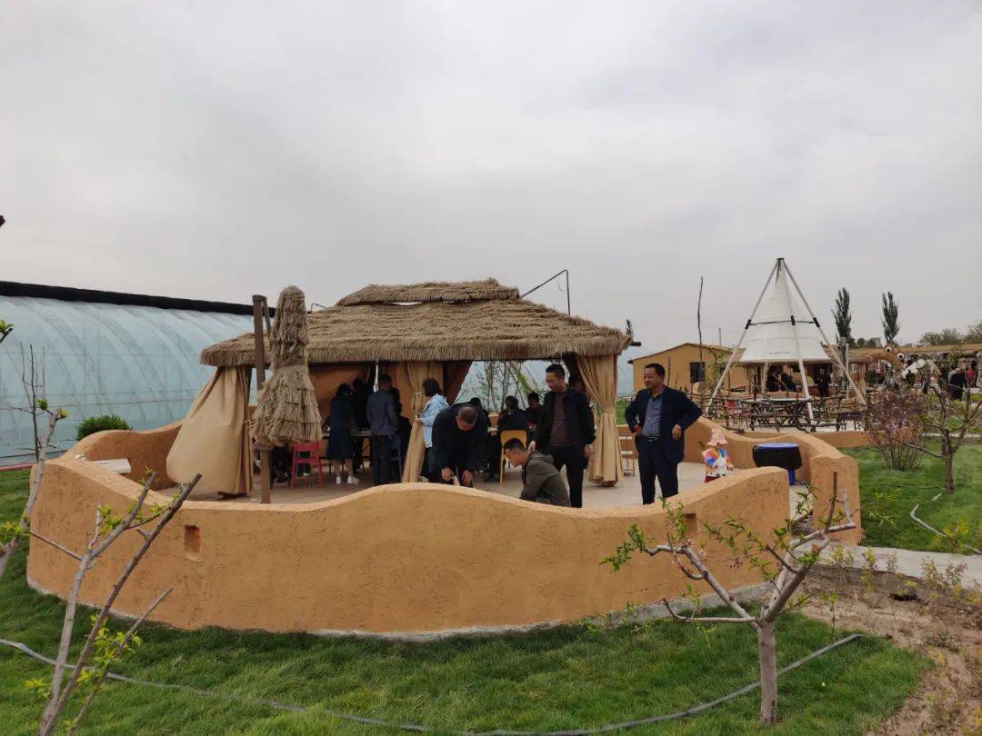 充满烟火气的崇兴镇中渠村"饶有兴渠生活圈"正式对外开放_烧烤_游客