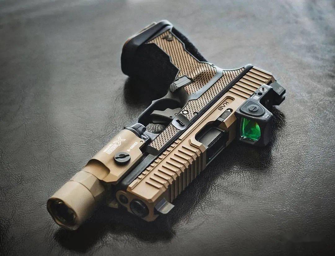 【格洛克美图】有这么一款手枪 简直可以说是百变无敌小金刚_战术