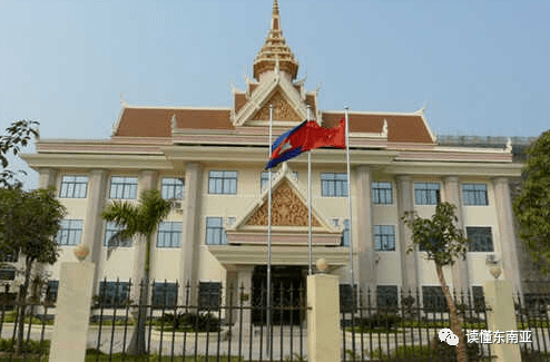 中国侨网5月4日电 据中国驻柬埔寨大使馆网站消息,为更好服务广大申请