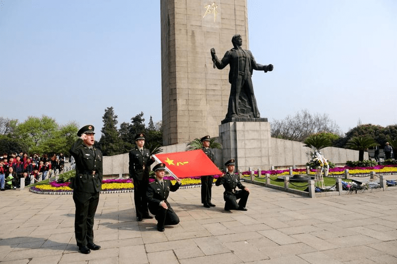 刘晶 摄张永兰 摄刘民 摄陆林生 摄沈伯宁 摄谷昌旺 摄朱文雄 摄潘俊