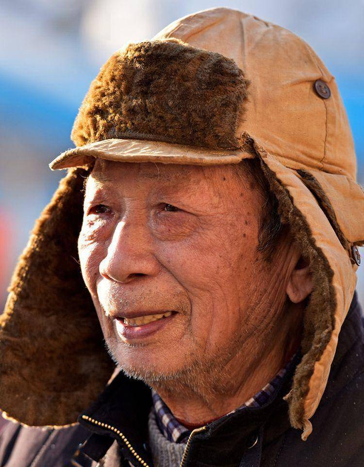 等你老了:务必远离"老头帽",油腻显老,免得被人说没气质_帽子_风格