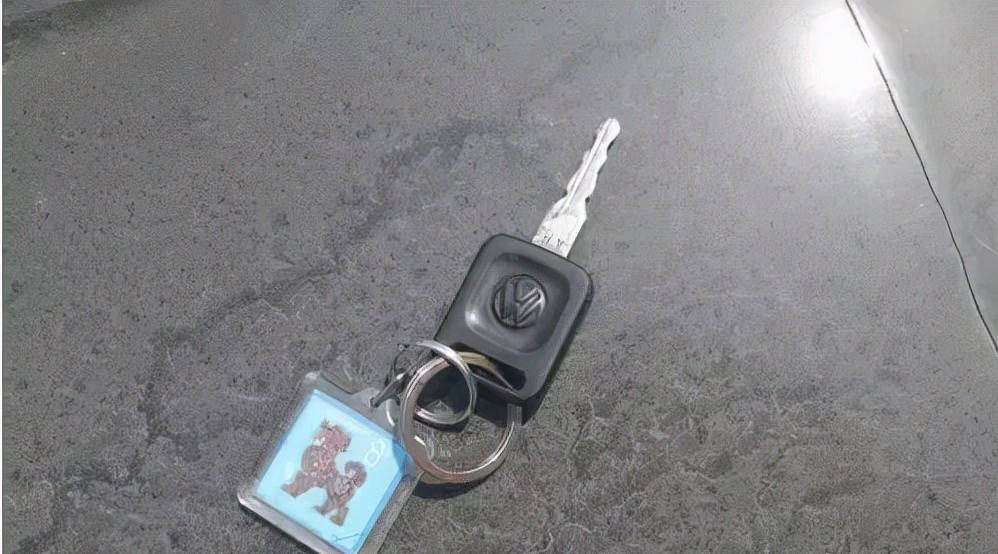 没料到,遭受丧女之痛的王婷父母王晓君,张虹夫妇在看了银河宾馆的电视