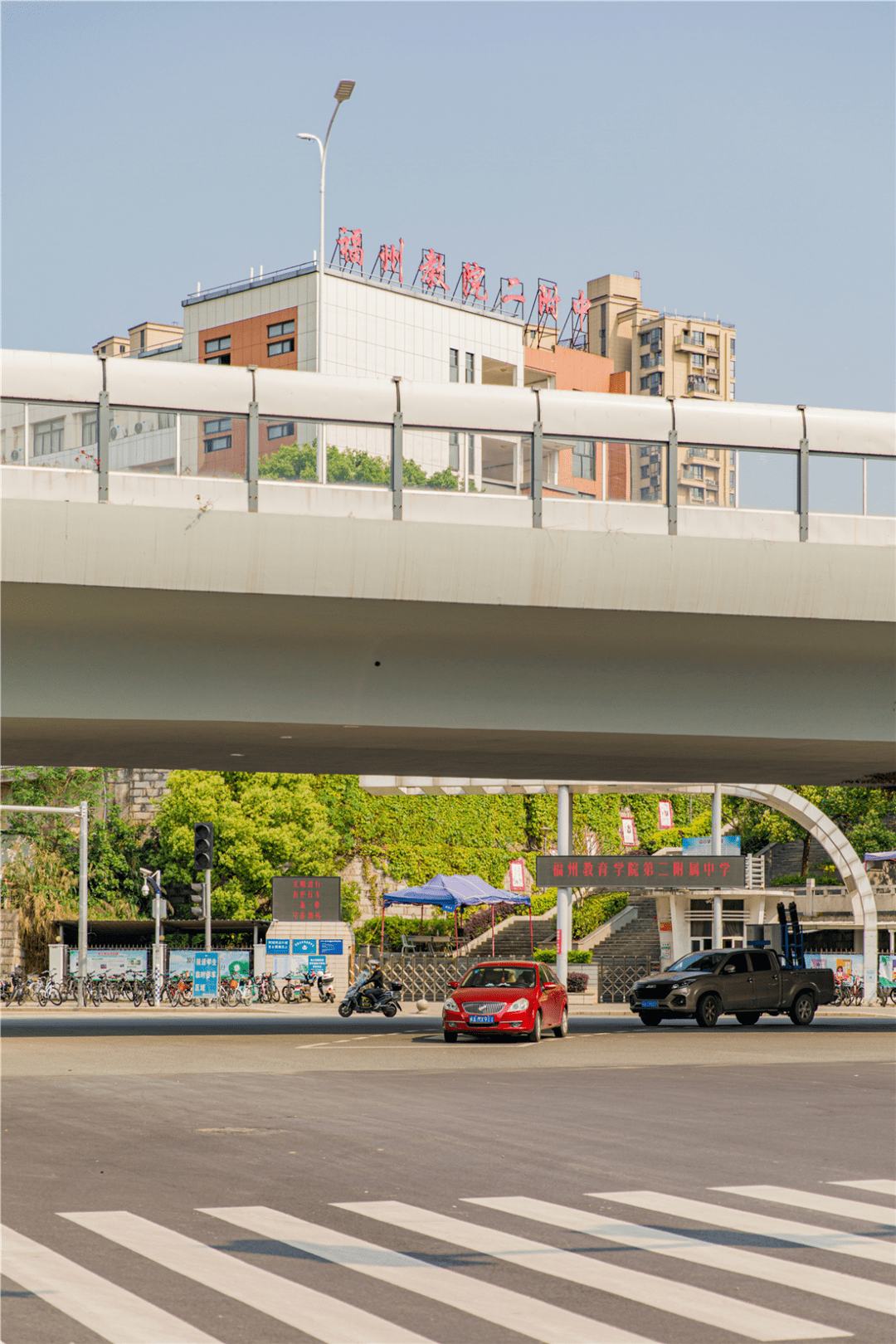 罗汉山地铁站图片