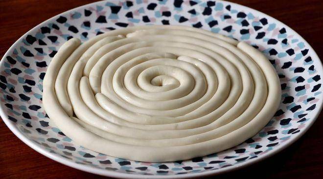 教你做3款好吃的手工擀面,简单又美味_面团_菠菜_条状