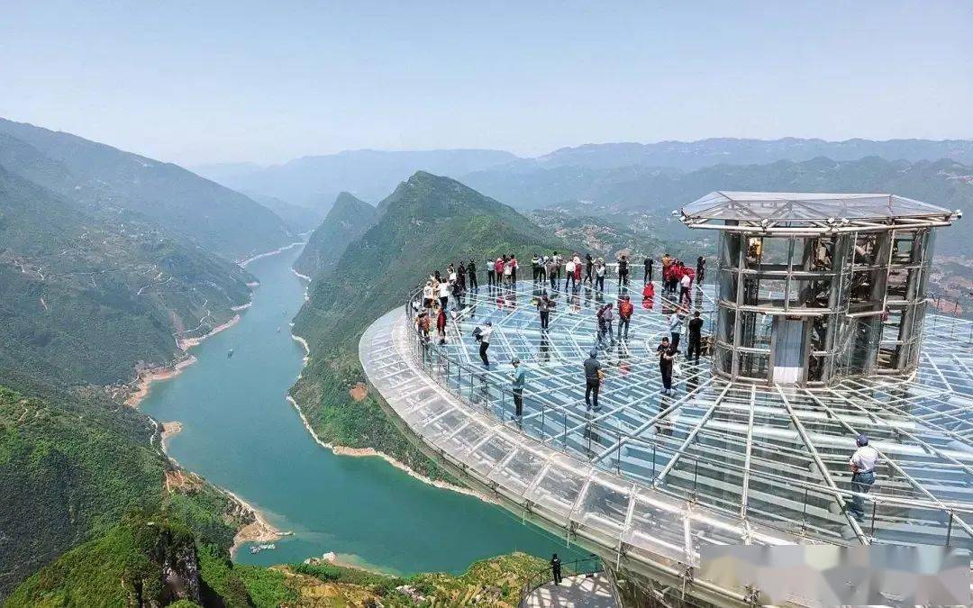 中国仙本那-湖北恩施屏山大峡谷, 恩施大峡谷云龙地缝,三峡大坝,巴人
