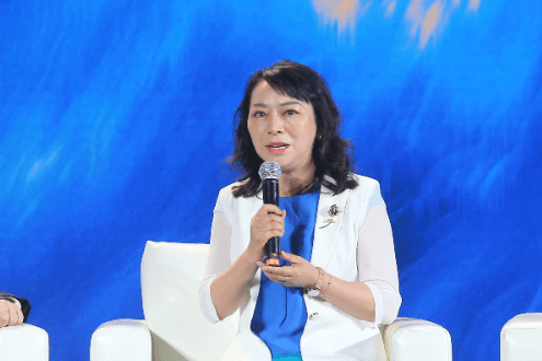 潘登岭:我来自黄果树瀑布的故乡—安顺.