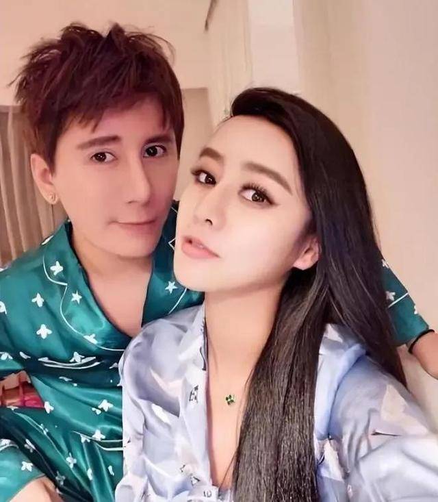 何承熹:花8百万整容成范冰冰,嫁给主刀医生,如今她过得如何?