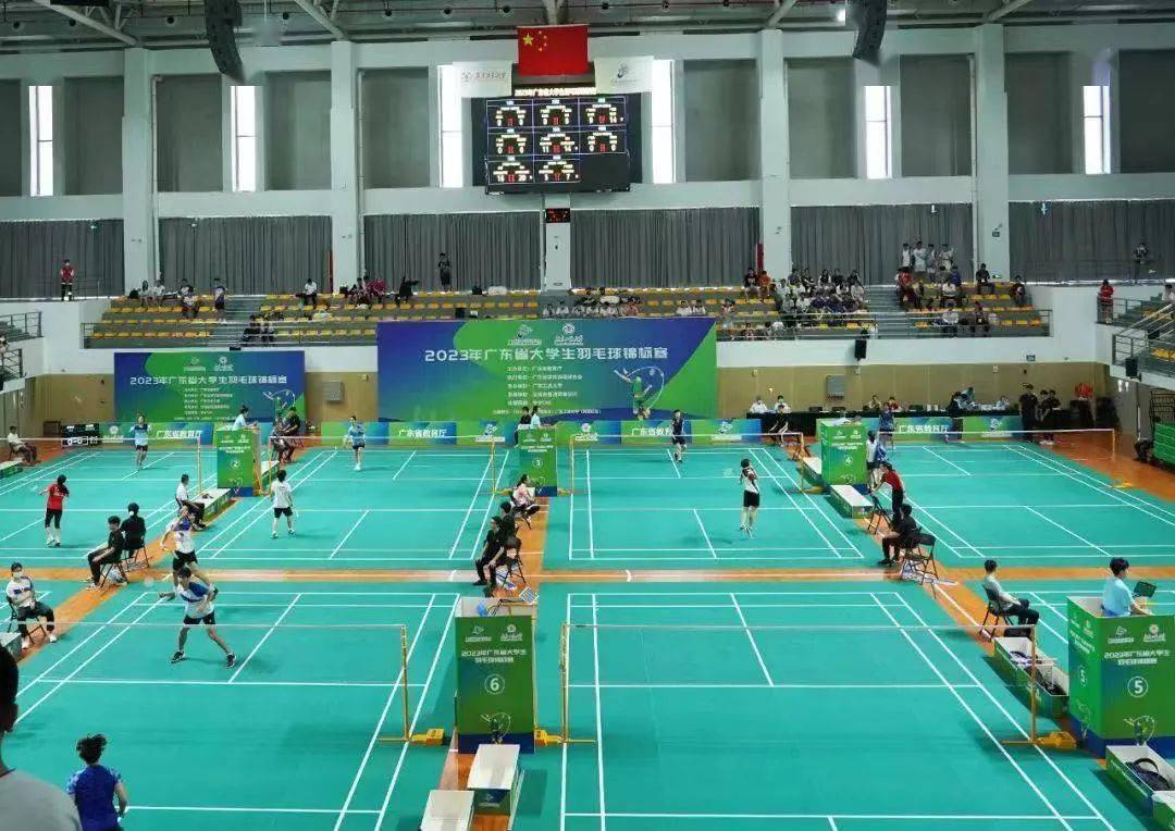2023年广东省大学生羽毛球锦标赛在广东工业大学揭阳校区体育馆落下