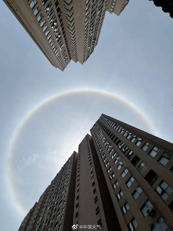 今天多地天空出现……有人拍到！接下来，冲击34°C→(洛阳白村正骨医院电话多少)