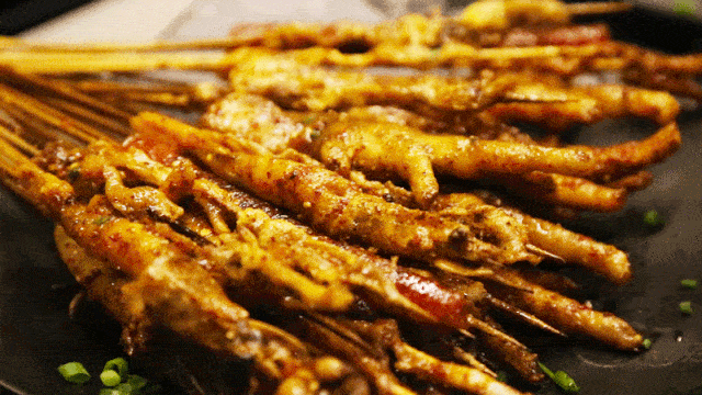 淄博有烧烤，而金塔美食如云～(淄博金岭烧烤哪家强)