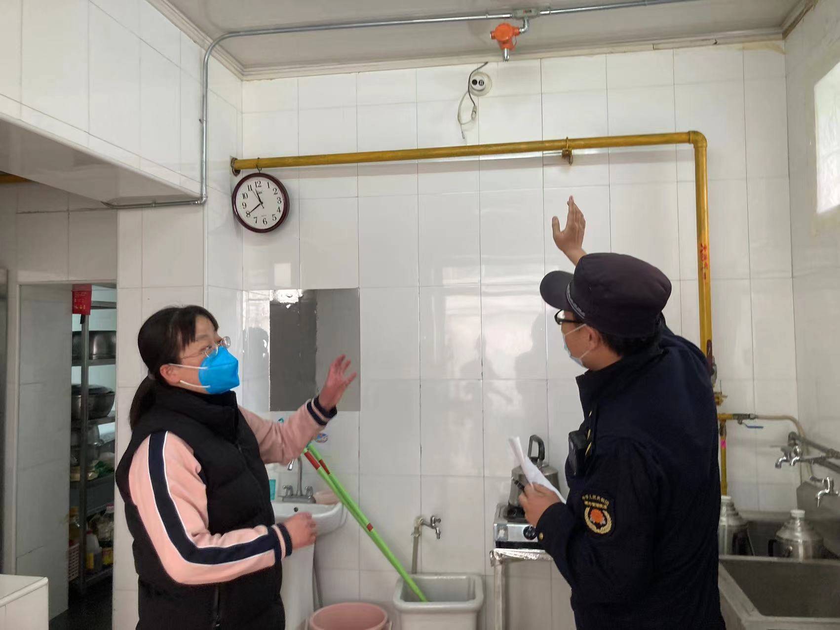 图源:北京市丰台区西罗园街道办事处与此同时,执法队还开展了消隐治乱