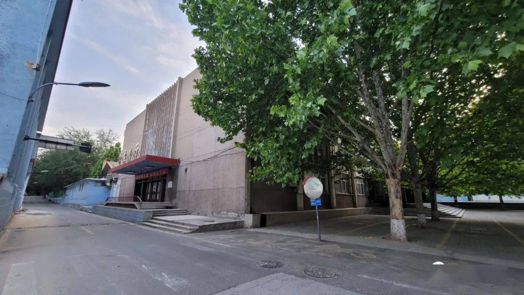 初夏的山西师范大学临汾老校区是什么样子?