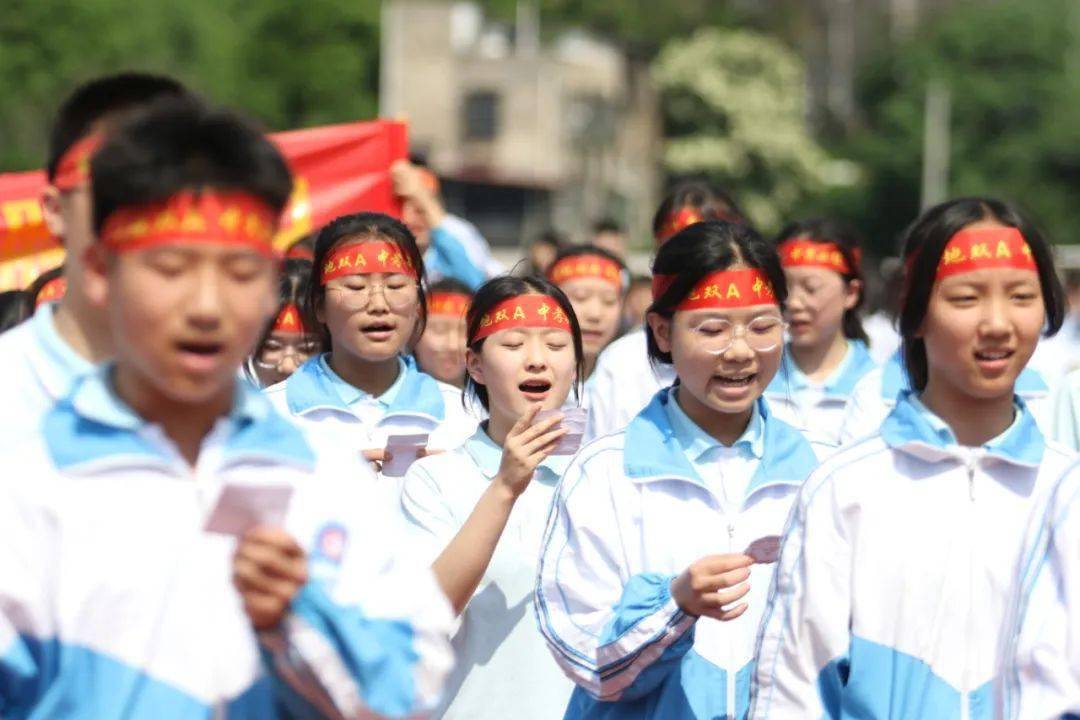 授生地衝刺戰旗衝刺大會上,最振奮人心的便是班級挑戰賽了,各班