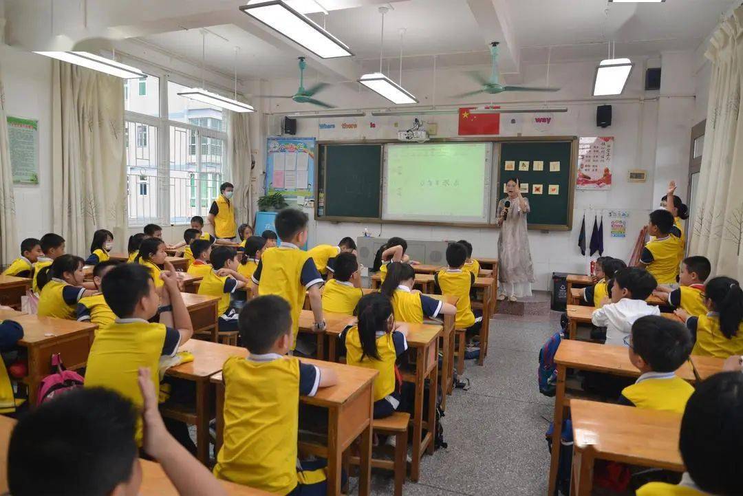 "爱陪伴我们成长"进校园 | 走进河源市第三小学_活动_汉字里_文化