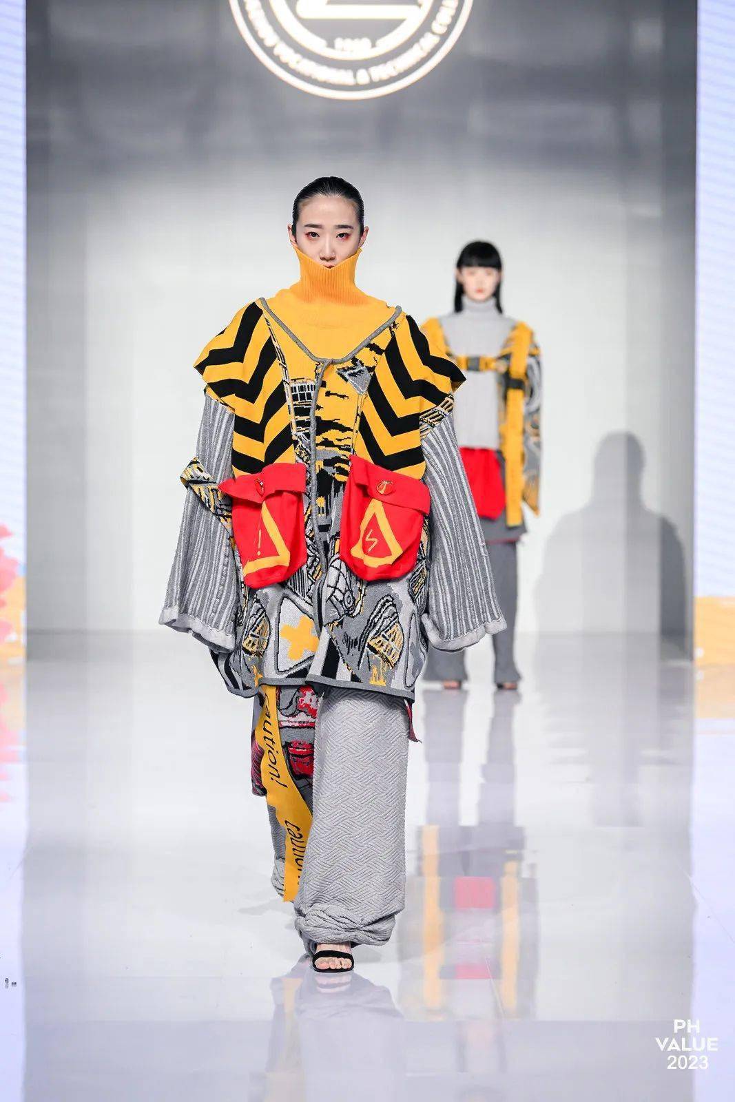 preview i 杭职院达利女装学院2023届毕业设计作品发布会"万象新生"