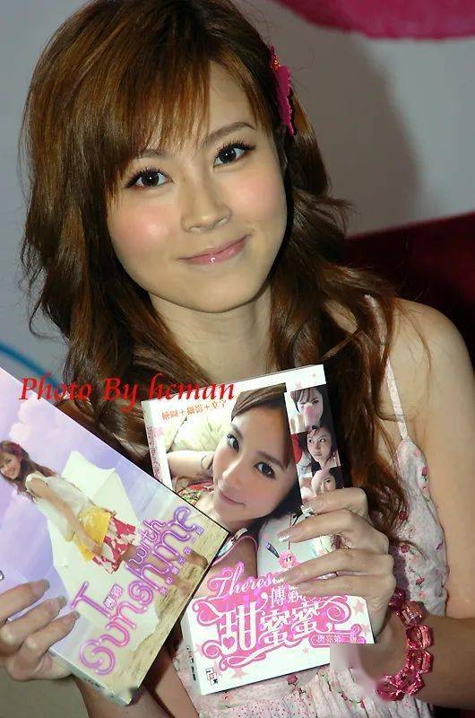 香江忆旧录||香港古早女团cookies走出的邓丽欣,傅颖,杨爱瑾,吴雨霏