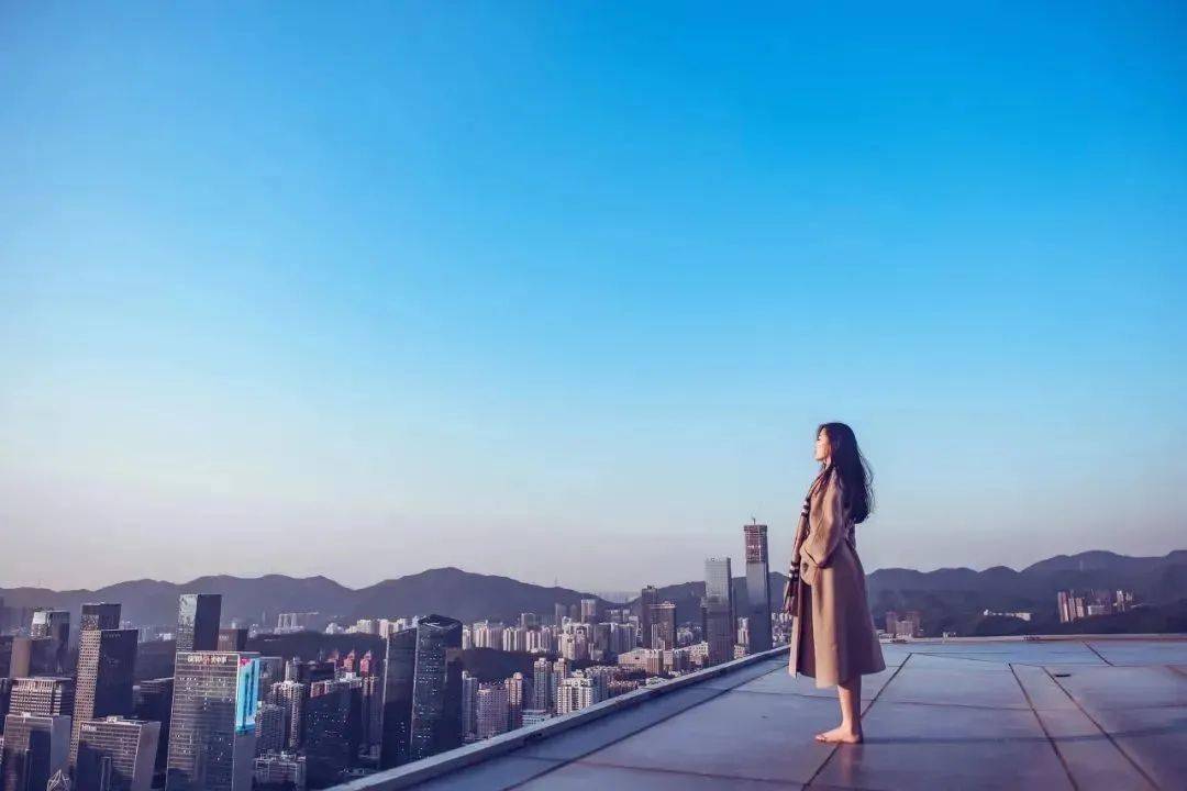 该收收了,也该清醒了_女孩_中国_男子